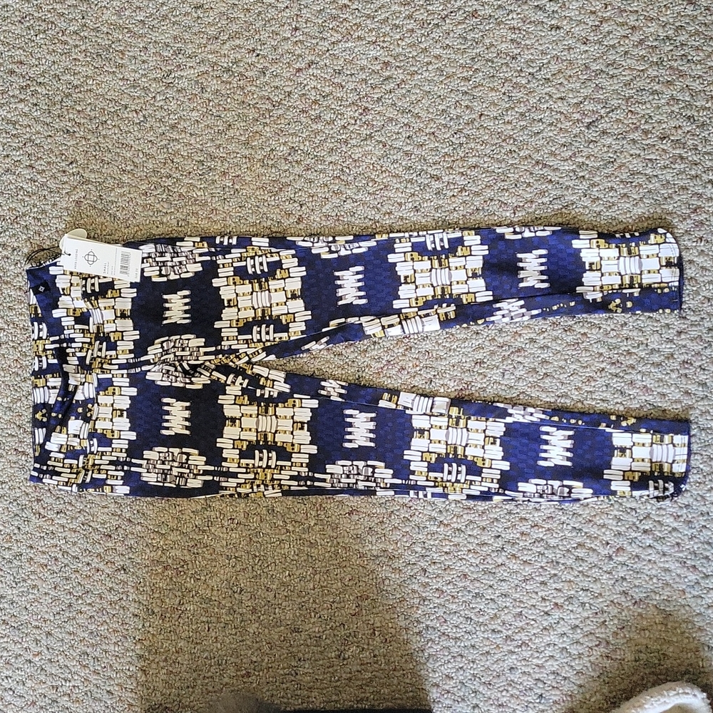 New Satva movement leggings